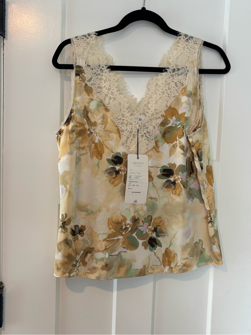 Silky Floral Lace V-Neck Tank Top - Beige/Green med Misty Top 6901
